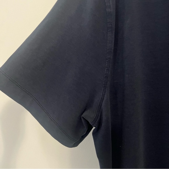 Lululemon Men’s Gray Contrast Collar Precision Polo. - Picture 7 of 11